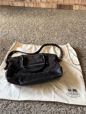 Coach Black Signature Leather & Canvas Shoulder Bag